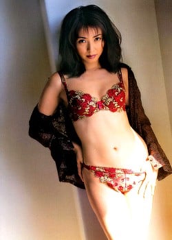 Mayumi Kajiwara image 1 of 4