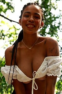 Gia Curly gallery image 8 of 12