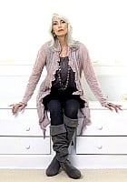 Emmylou Harris profile photo