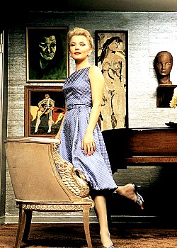 Gena Rowlands image 1 of 1