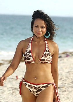 Judy Reyes image 1 of 1