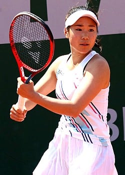 Nao Hibino image 1 of 1