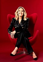 Poppy Harlow profile photo