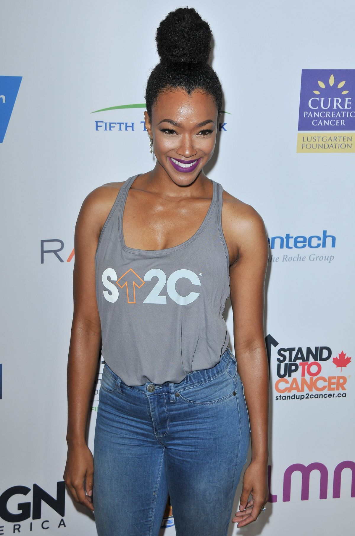 Sonequa martin-green tits