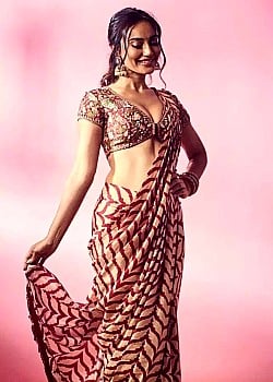 Surbhi Jyoti image 1 of 4