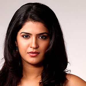 Telugu Heroine Deeksha Seth Sex Nudes - Deeksha Seth - Free pics, galleries & more at Babepedia