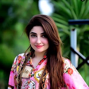 300px x 300px - Gul Panra - Free pics, galleries & more at Babepedia