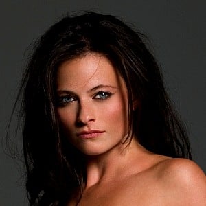 Lara Pulver