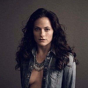 Lara Pulver