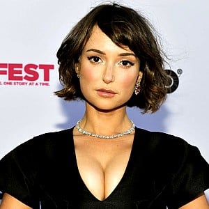 Milana Vayntrub