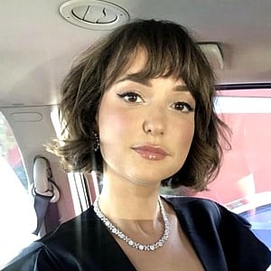 Milana Vayntrub