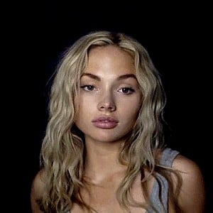 Natalie Alyn Lind