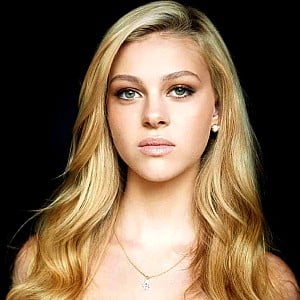 Nicola Peltz