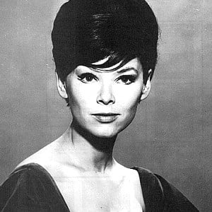 Yvonne Craig