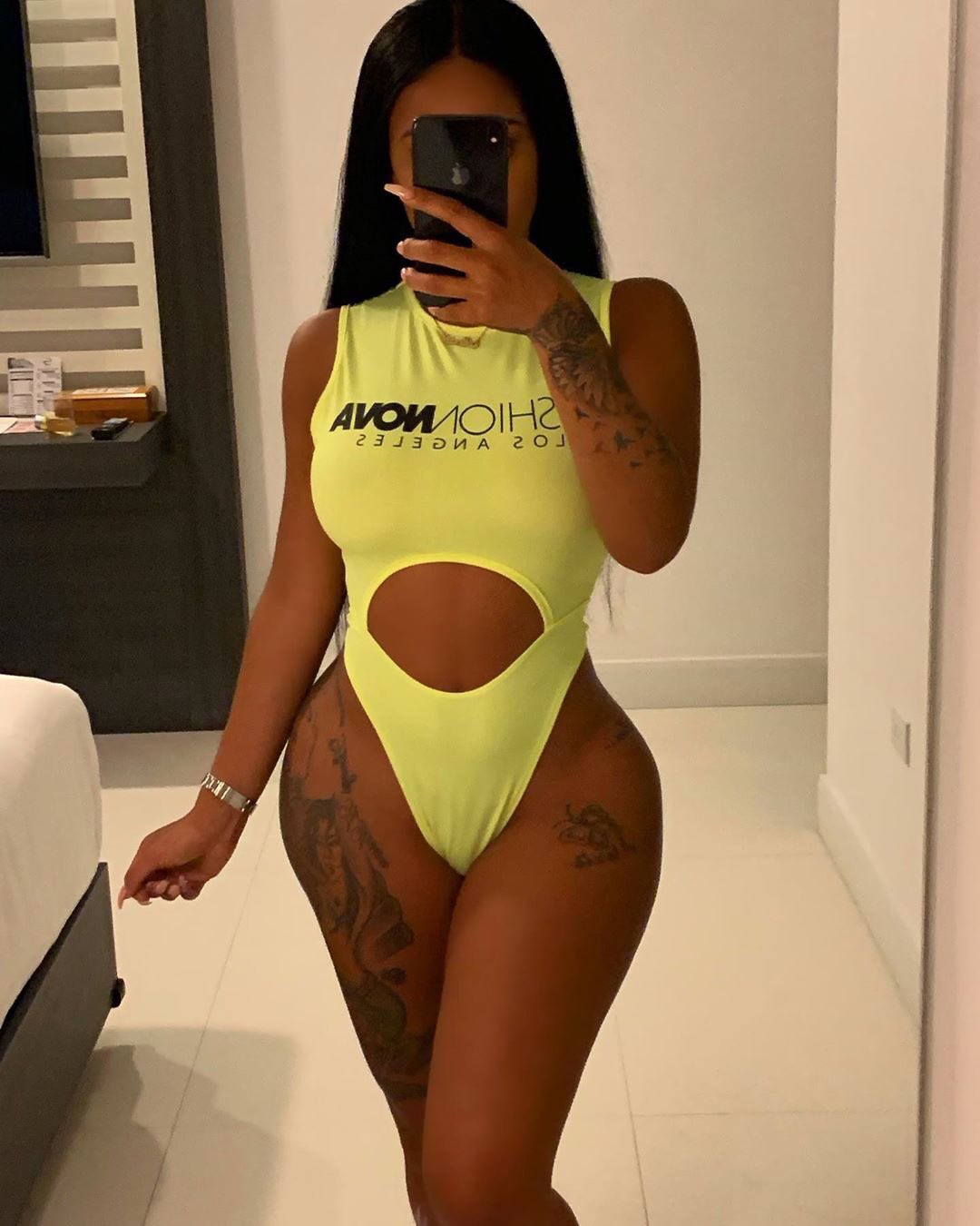 Alexis Skyy - Free pics, galleries & more at Babepedia