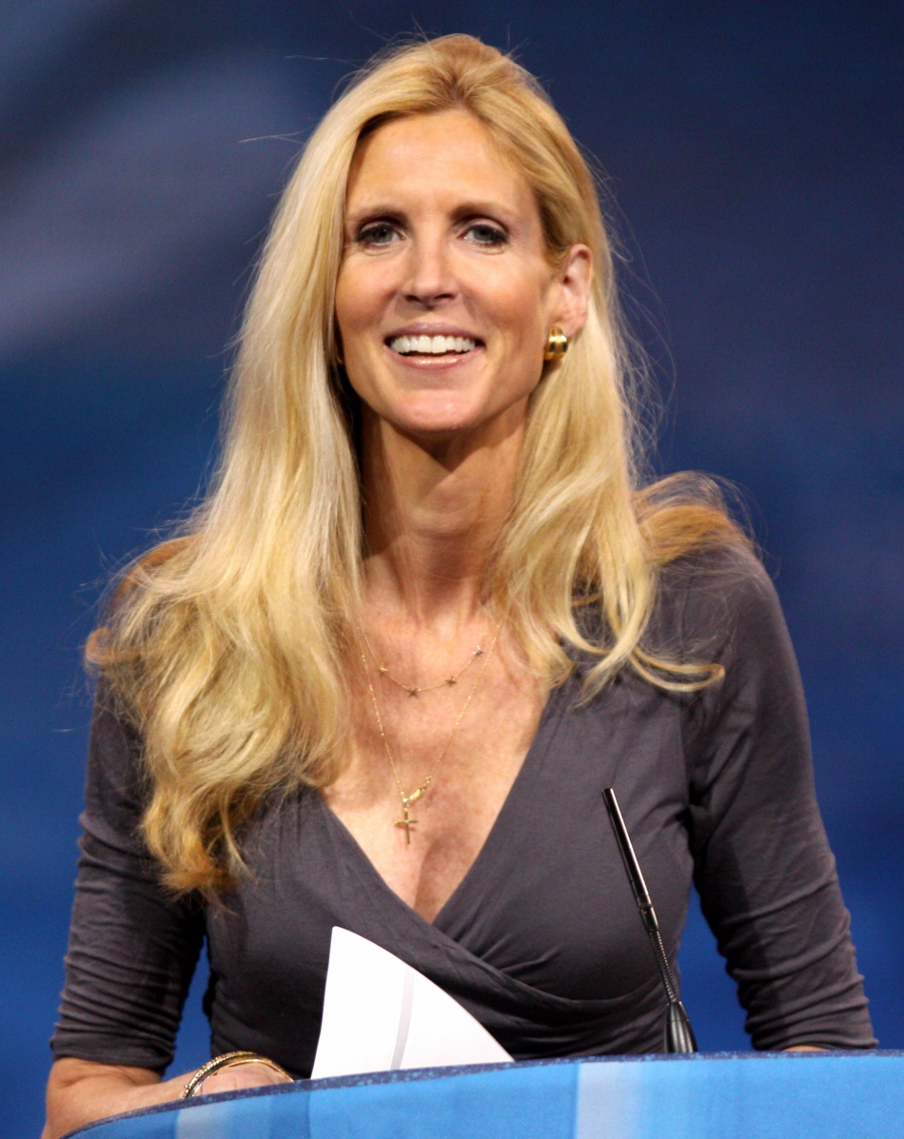 Ann Coulter - Free pics, galleries & more at Babepedia