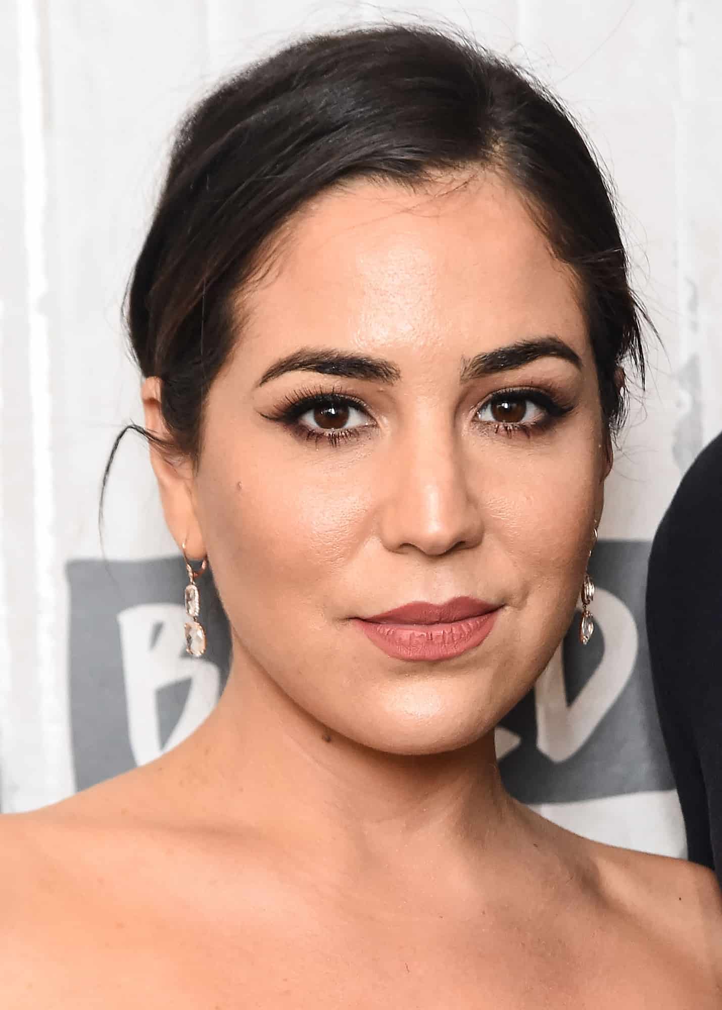 Audrey Esparza - Free pics, galleries & more at Babepedia