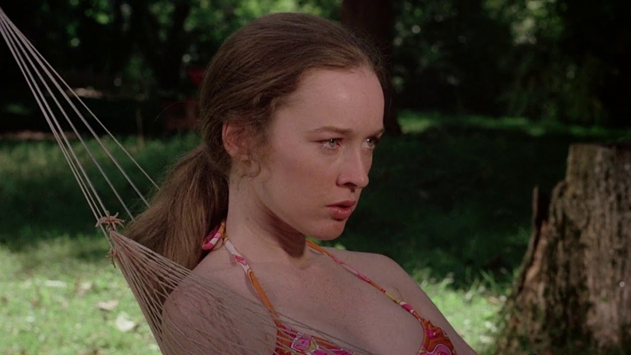 Camille Keaton - Free pics, galleries & more at Babepedia