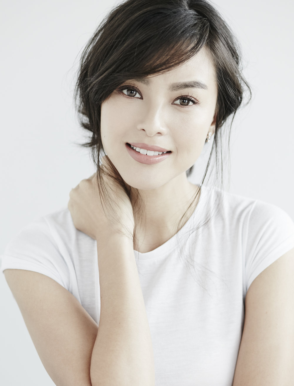 Carmen Soo - Free pics, galleries & more at Babepedia