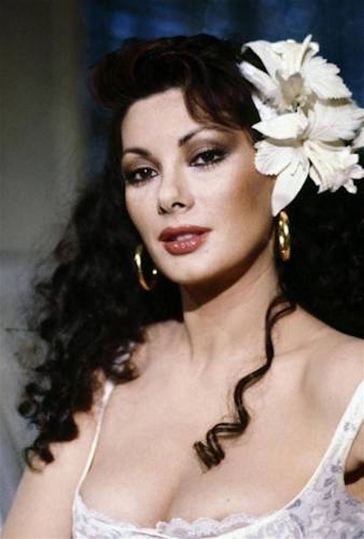 Edwige Fenech - Free pics, galleries & more at Babepedia