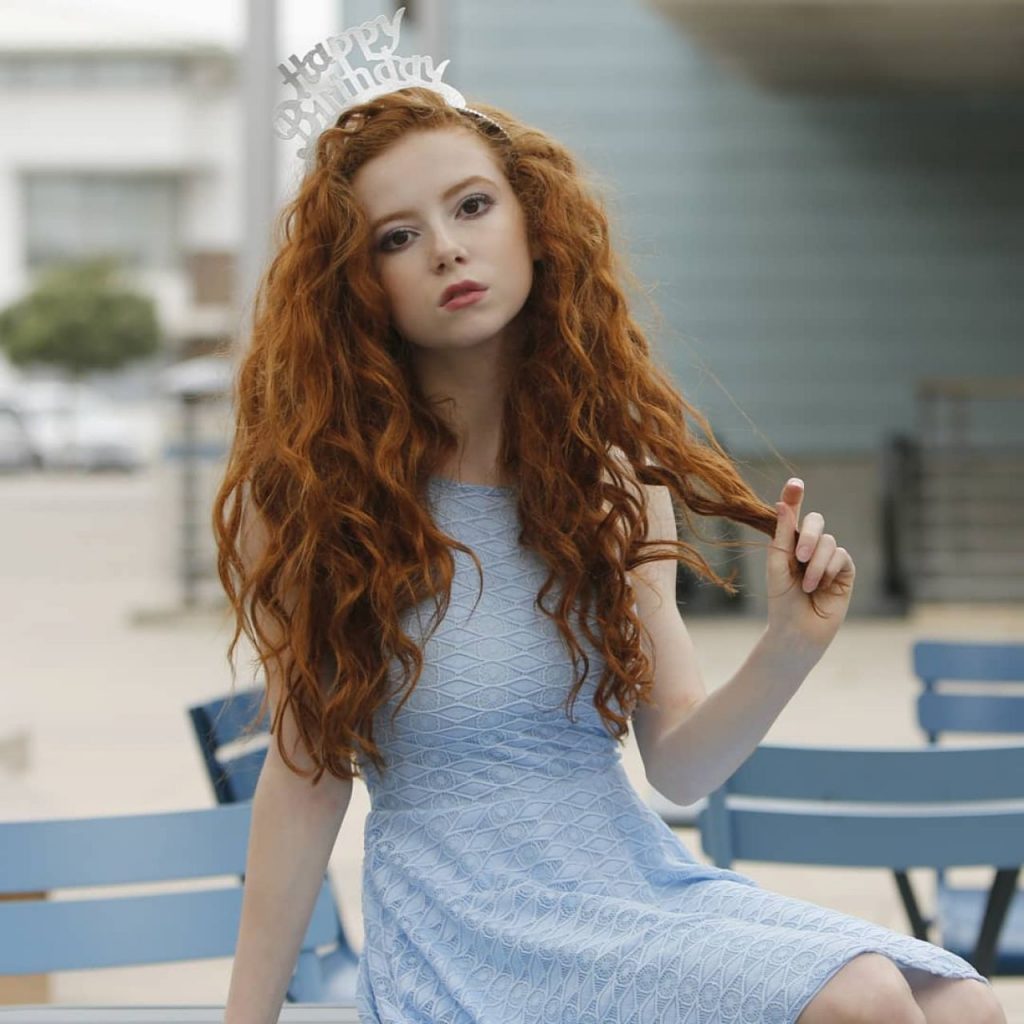 Francesca Capaldi - Free pics, galleries & more at Babepedia