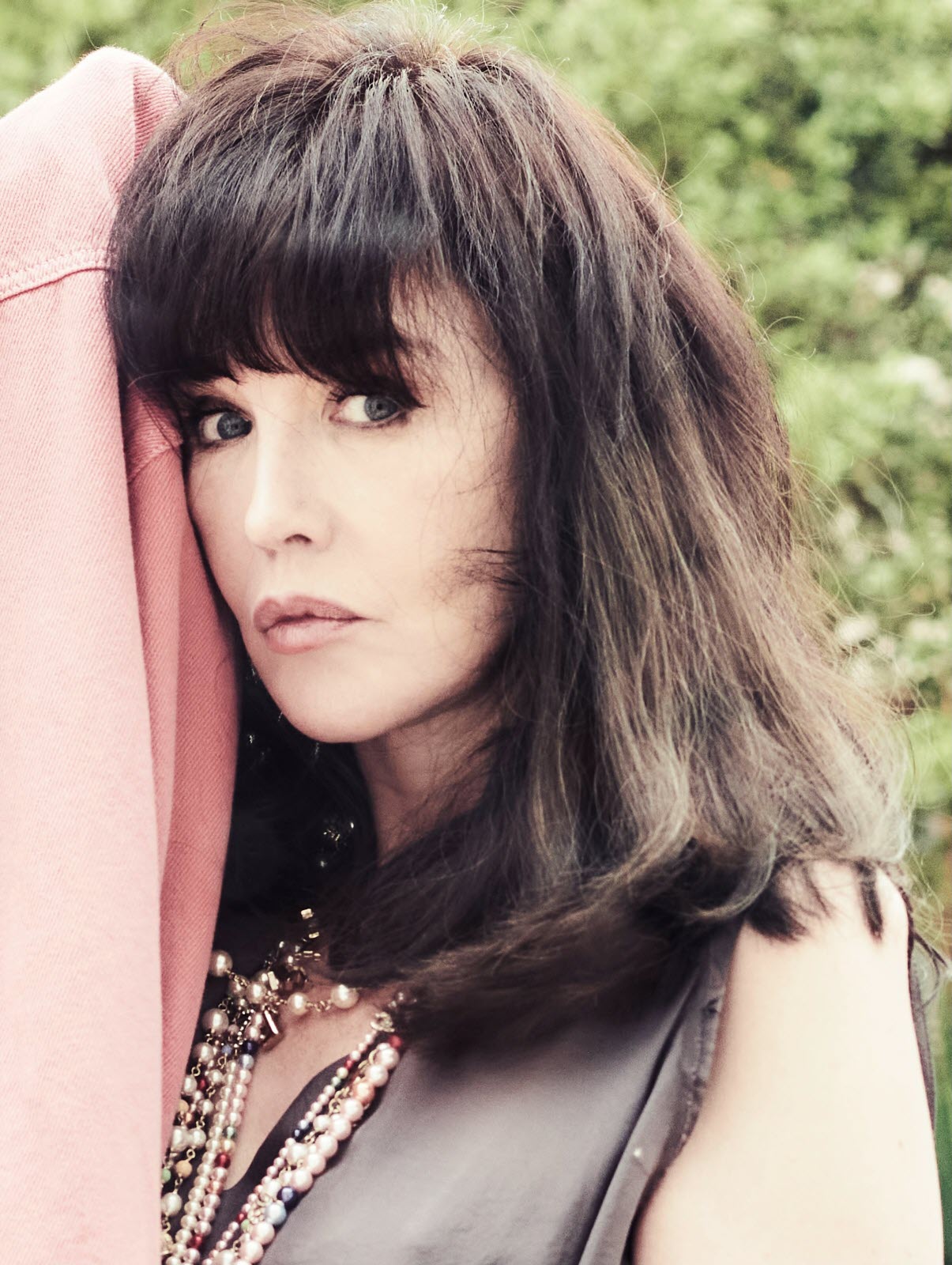 Isabelle Adjani - Free pics, galleries & more at Babepedia