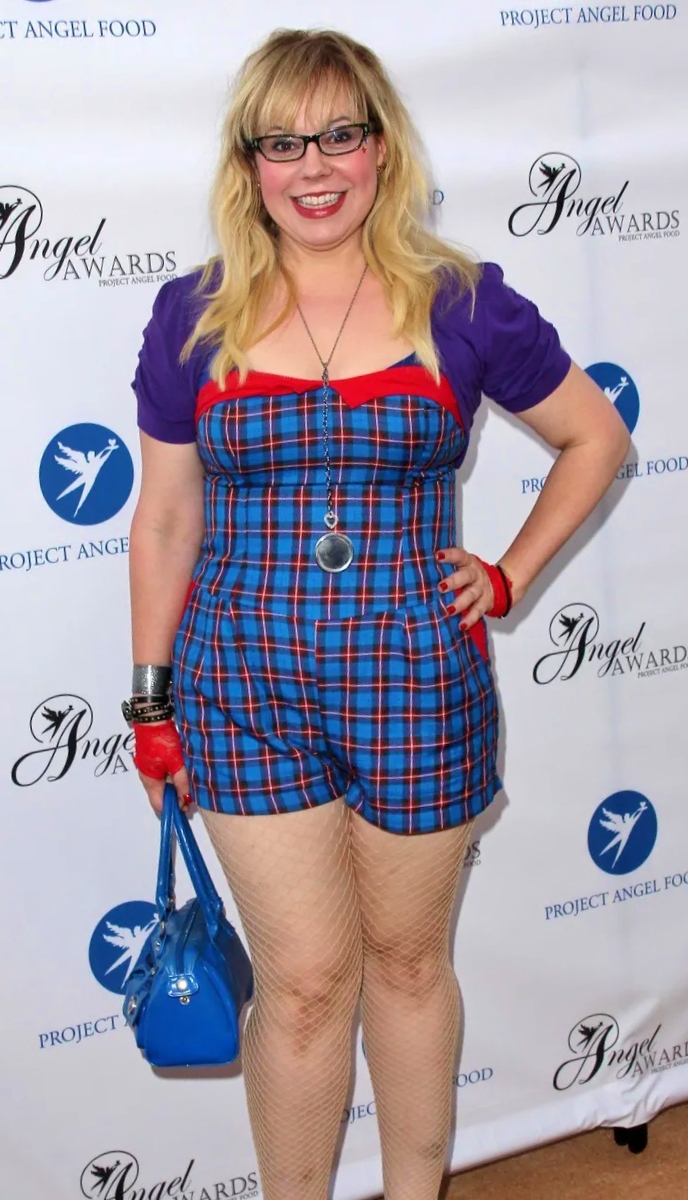 Kirsten Vangsness - Free pics, galleries & more at Babepedia