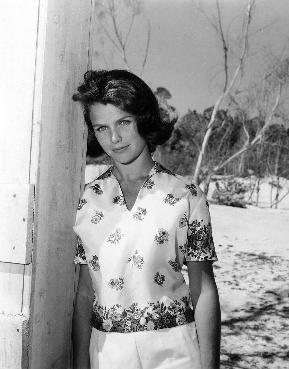 Lee Remick - Free pics, galleries & more at Babepedia