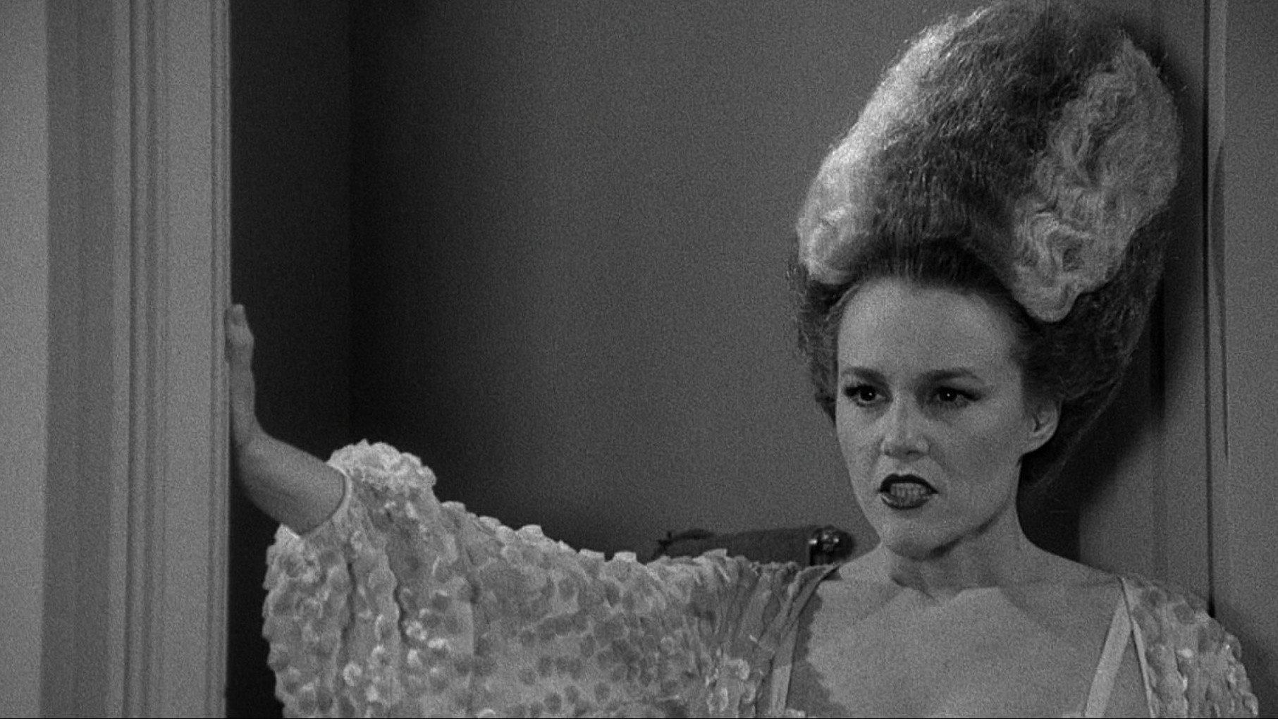 Madeline Kahn - Free pics, galleries & more at Babepedia