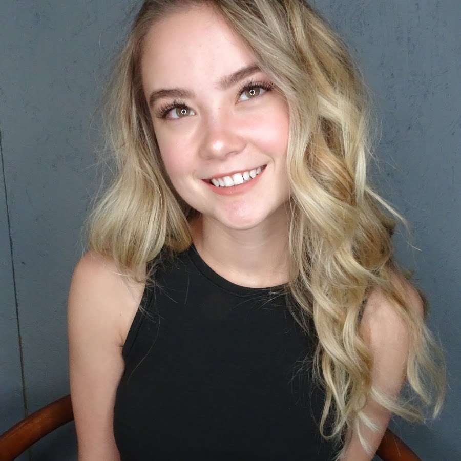 Madi ASMR - Free pics, galleries & more at Babepedia