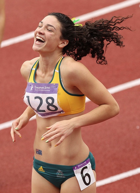 Michelle Jenneke Tits