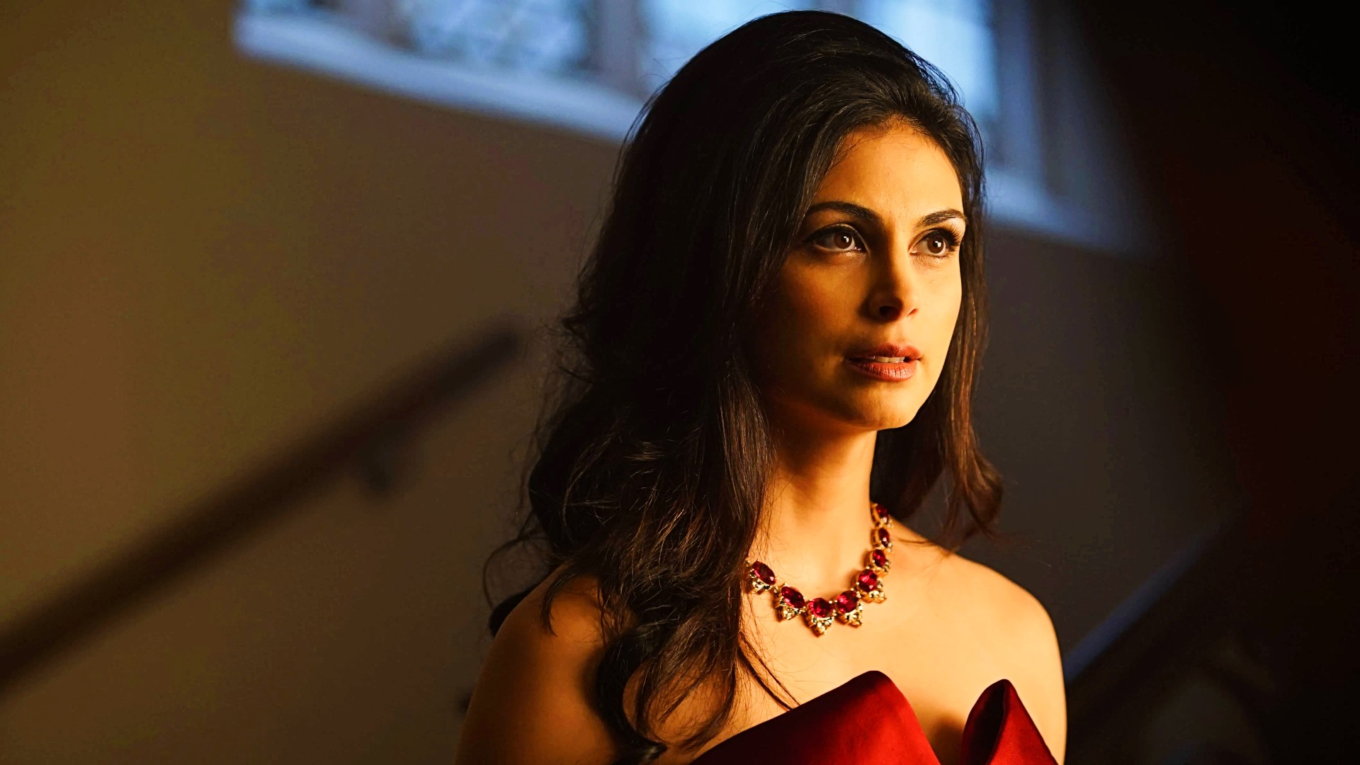 Morena Baccarin - Free pics, galleries & more at Babepedia