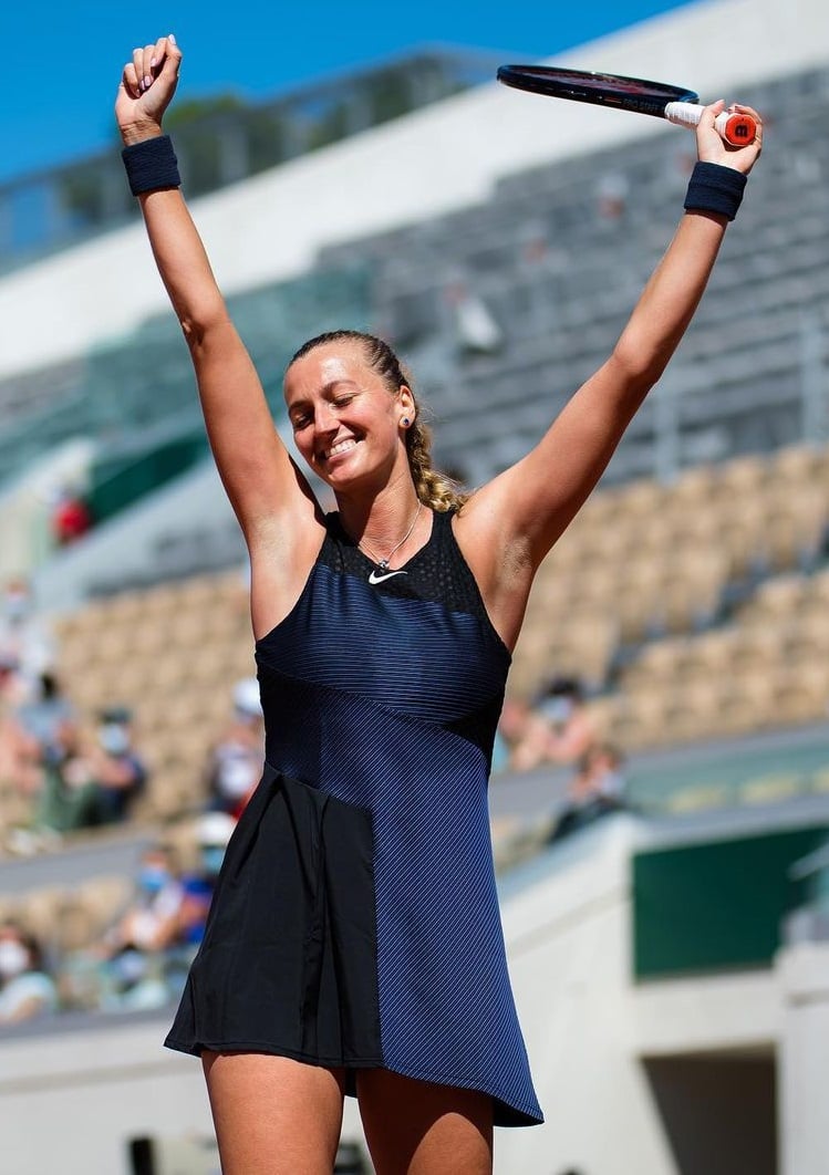 Petra Kvitova - Free pics, galleries & more at Babepedia