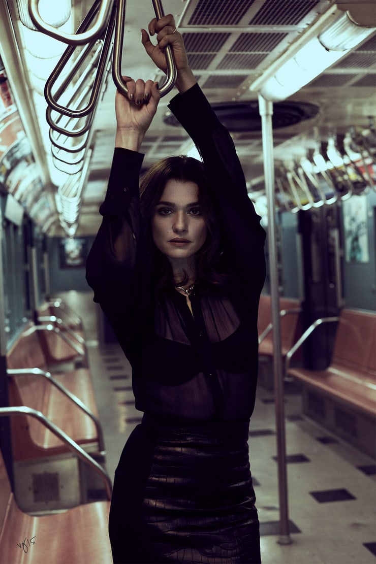 Rachel Weisz - Free pics, galleries & more at Babepedia