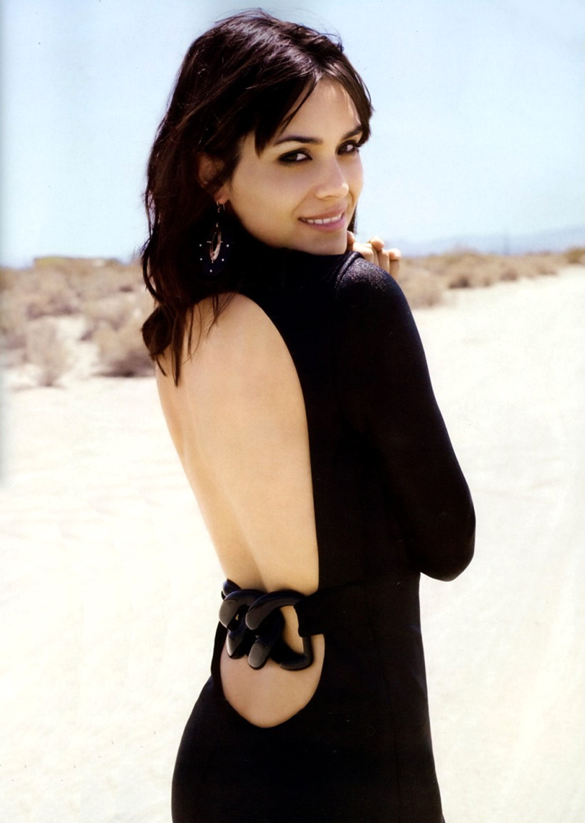 Shannyn Sossamon - Free pics, galleries & more at Babepedia