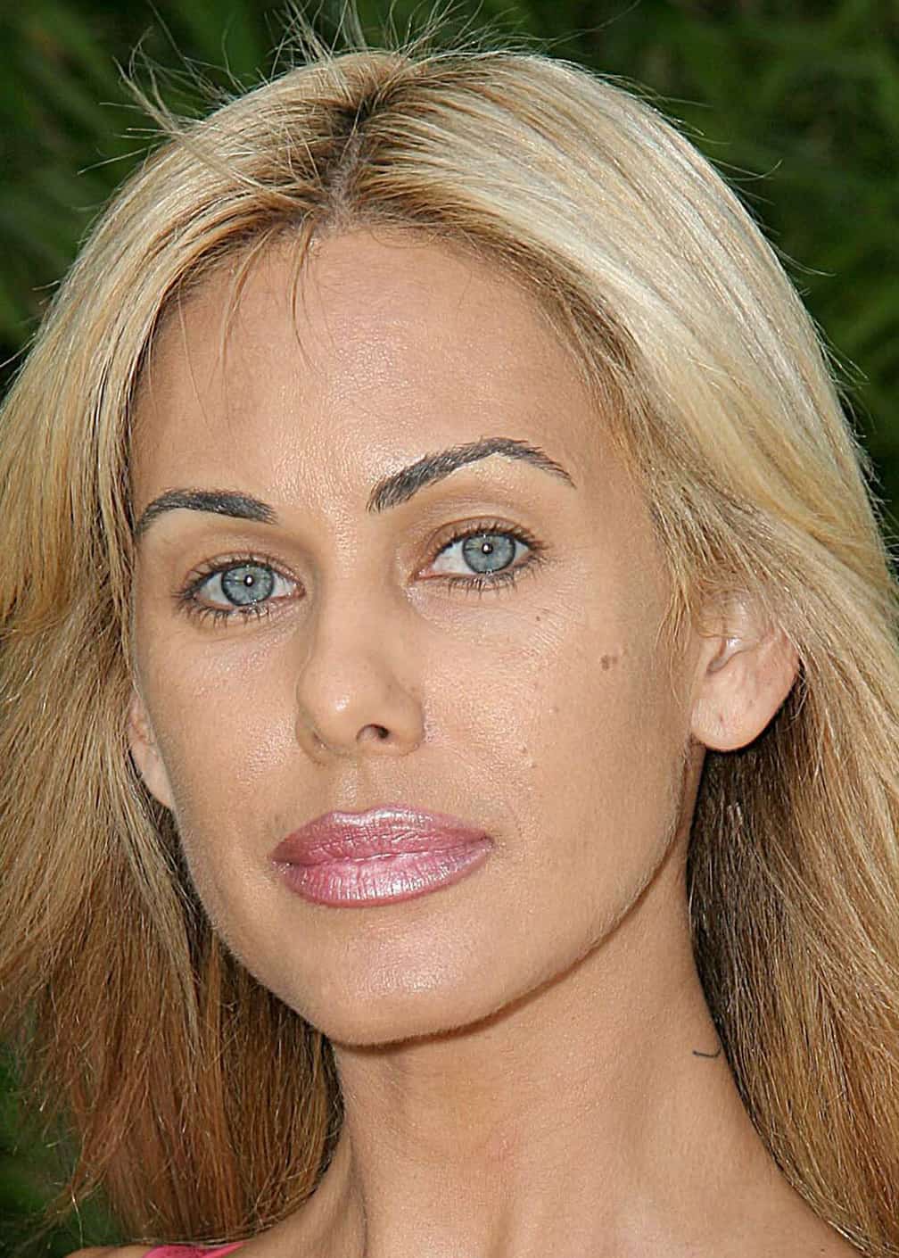 Shauna Sand - Free nude pics, galleries & more at Babepedia