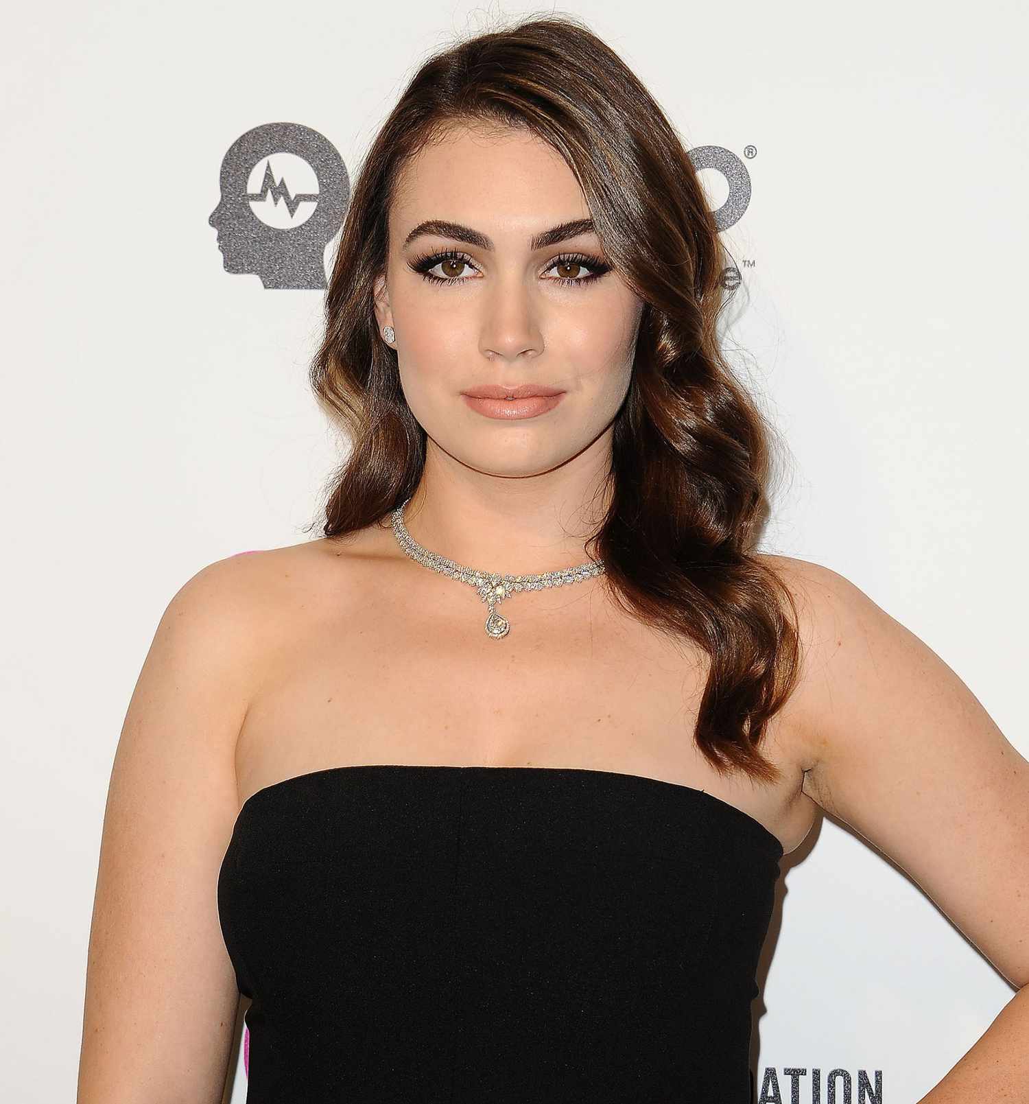 Sophie Simmons - Free pics, galleries & more at Babepedia