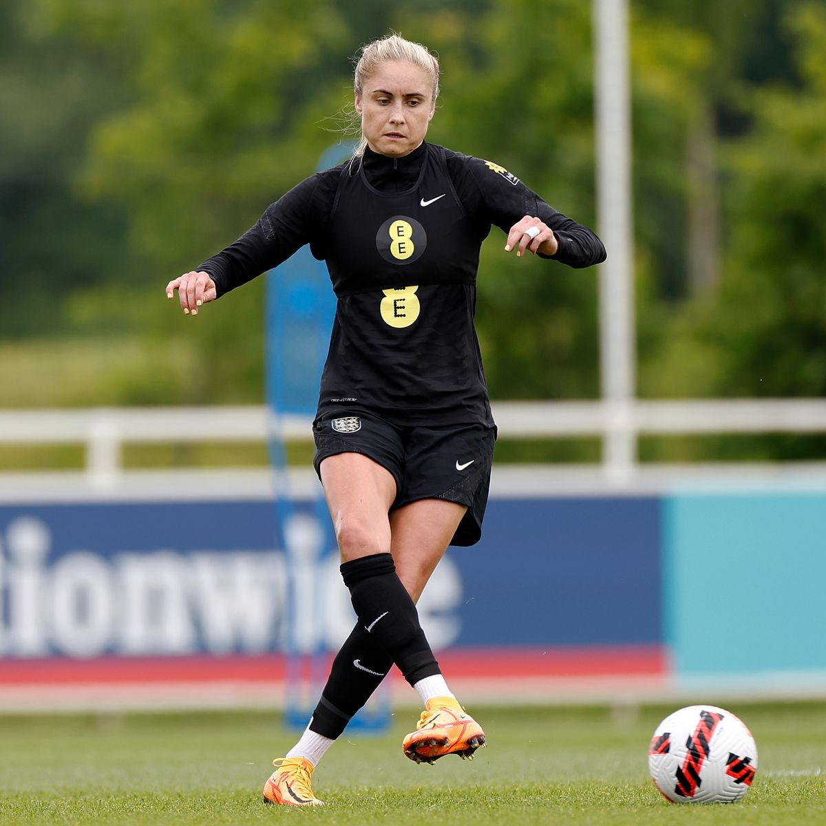 Steph Houghton - Free pics, galleries & more at Babepedia