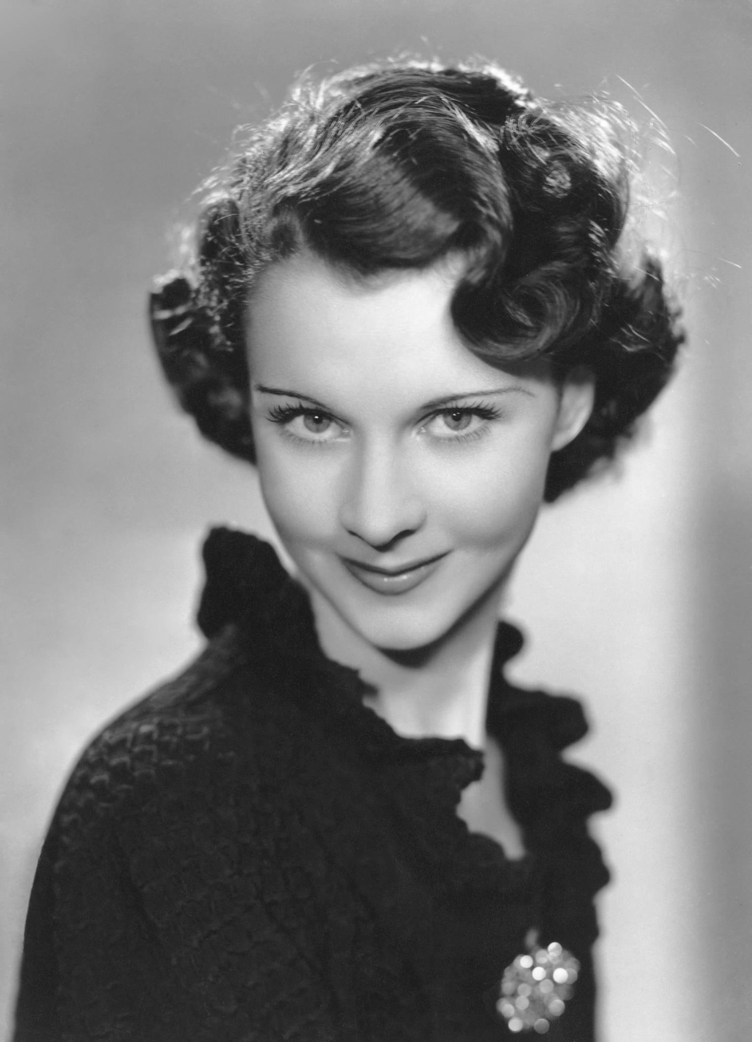 Vivien Leigh - Free pics, galleries & more at Babepedia